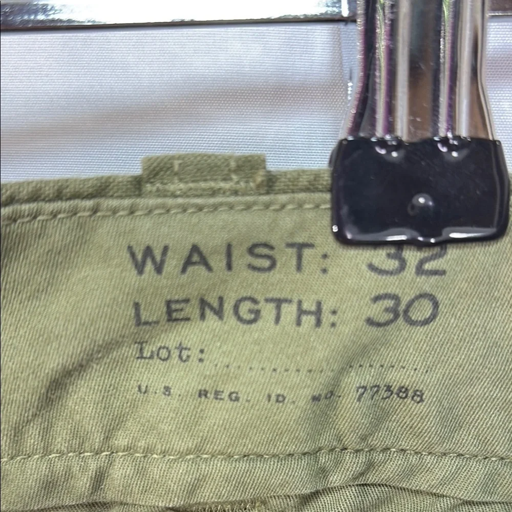 🦔 J.Crew Olive, cotton sun faded Chinos with Cuffs
